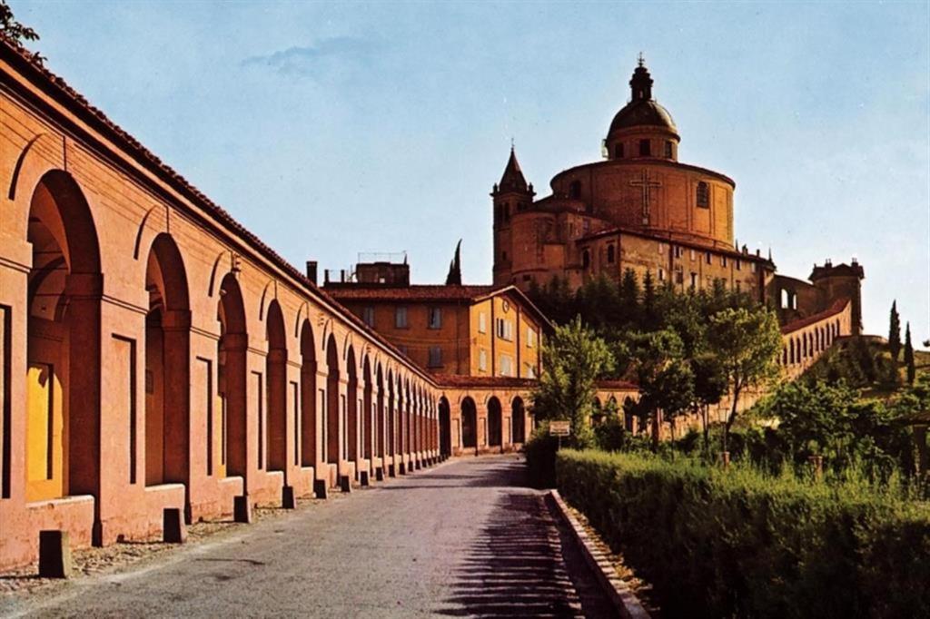 Sguardo A San Luca Apartment 博洛尼亚 外观 照片